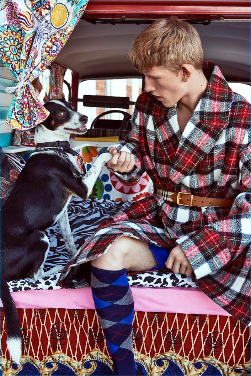 Connor Newall 2017 Editorial GQ Portugal 001