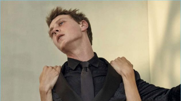 George MacKay Dons Tailoring for L'Officiel Hommes Italia Donning a Brioni tie, George MacKay also wears a coat and shirt by Berluti.