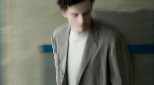 Giorgio Armani Embraces a Soft Focus for Spring '18 Campaign Simon Nessman dons a double-breasted suit for Giorgio Armani's spring-summer 2018 campaign.