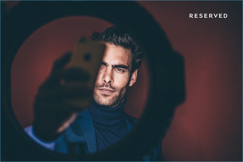 Reserved taps Jon Kortajarena as the star of its holiday 2017 campaign.