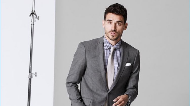 Arthur Kulkov Makes a Case for Todd Snyder’s Stretch Wool Suit