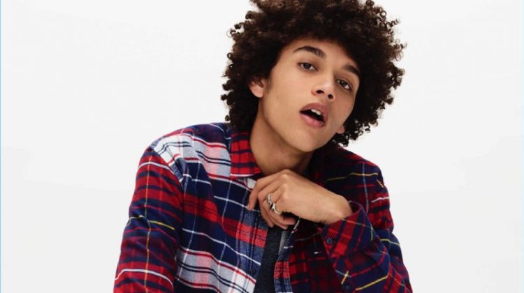 Tommy Jeans Masters Casual Preppy Style for Fall ’17
