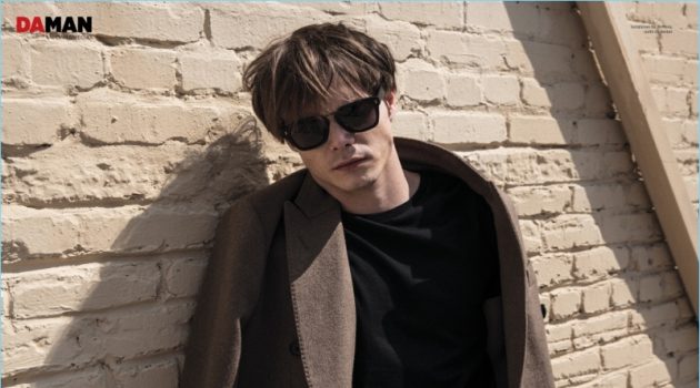 Charlie Heaton Covers Da Man, Gets Real About Acting A cool vision, Charlie Heaton rocks Illesteva sunglasses with a Berluti outfit.