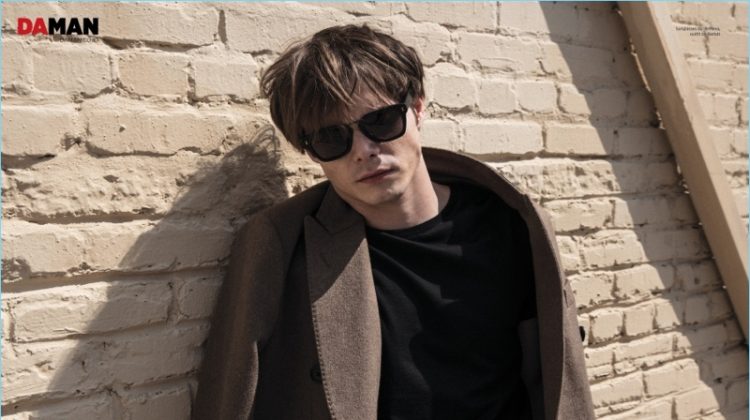 A cool vision, Charlie Heaton rocks Illesteva sunglasses with a Berluti outfit.