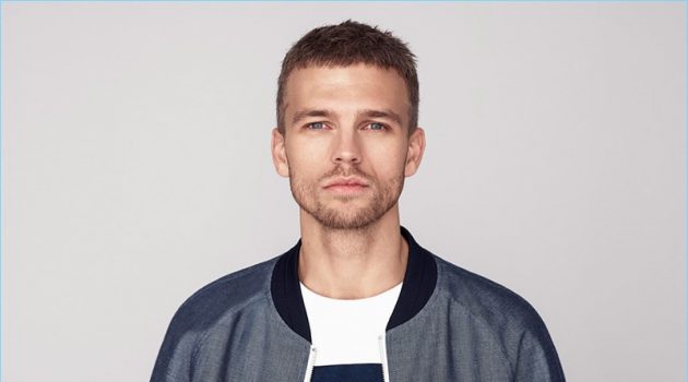 Benjamin Eidem Goes Smart Casual for Esprit's Spring '18 Outing Benjamin Eidem rocks a bomber jacket and graphic tee by Esprit.