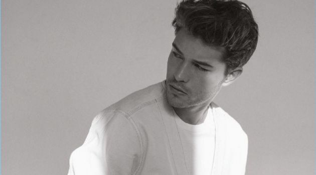 Francisco Lachowski Dons Light Colors for Glass Men Francisco Lachowski Dons Light Colors for Glass Men