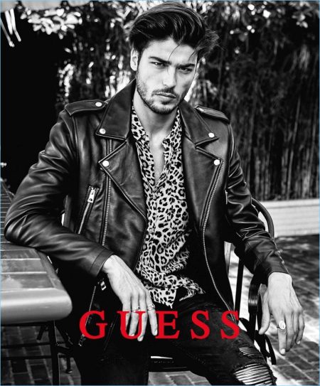 Guess Holiday 2017 Campaign Alessandro Dellisola 005