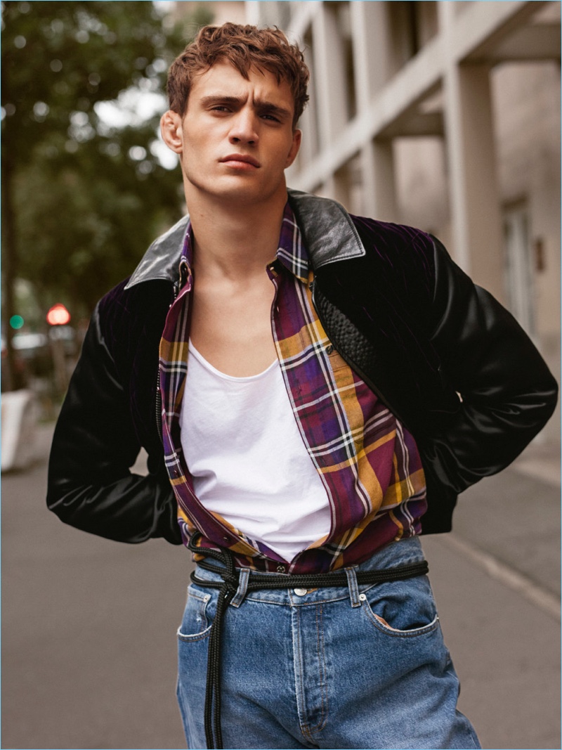 Julian Schneyder graces the pages of H magazine.