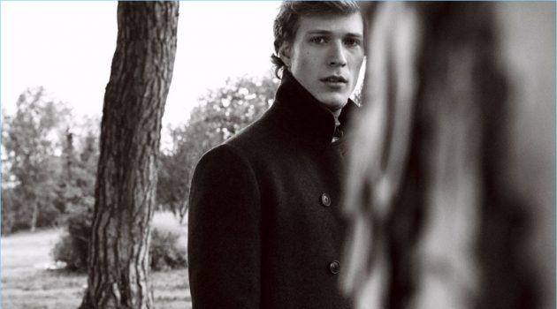 Collecting Moments: Sven de Vries Models Chic Massimo Dutti Looks Collecting Moments: Sven de Vries Models Chic Massimo Dutti Looks