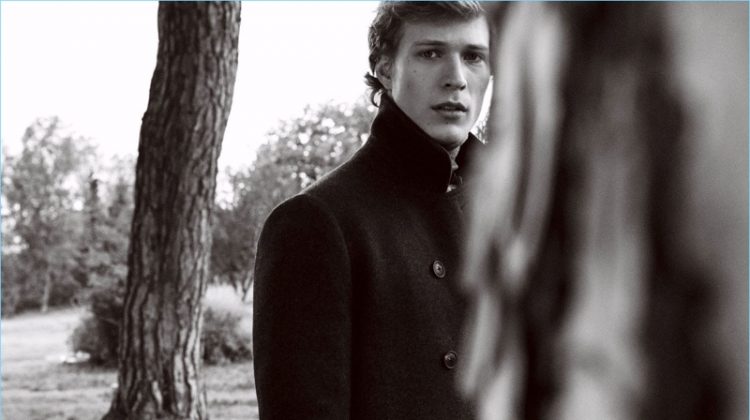 Approaching classic menswear, Sven de Vries wears Massimo Dutti.