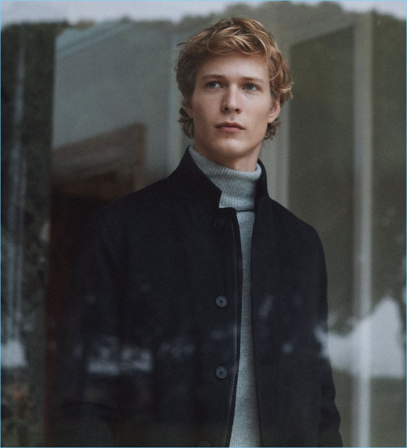 Massimo Dutti enlists Sven de Vries for a new men's style editorial.