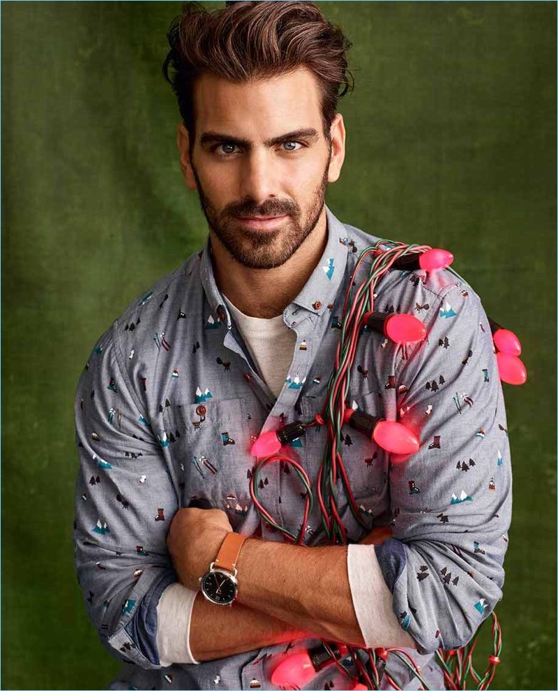Nyle DiMarco wears a festive print shirt from Simons' LE 31.