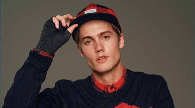 Neels Visser Sports Holiday Sweaters for Pull & Bear Model Neels Visser sports a holiday sweater from Pull & Bear.