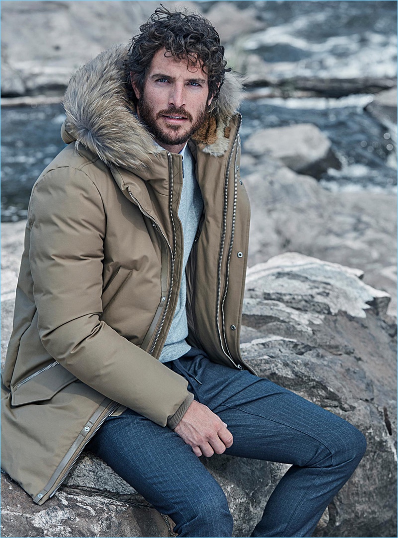 Making a case for neutrals, Justice Joslin dons a Mackage parka in light brown. The top model also rocks a LE 31 cashmere sweater and LE 31 stripe joggers.