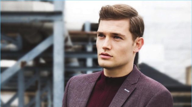 Stefan Pollmann for Remus Uomo Fall 2017 Campaign Stefan Pollmann appears in Remus Uomo's fall-winter 2017 campaign.