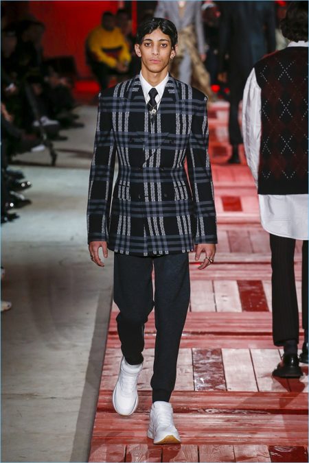 Alexander McQueen Fall Winter 2018 Mens Collection 012