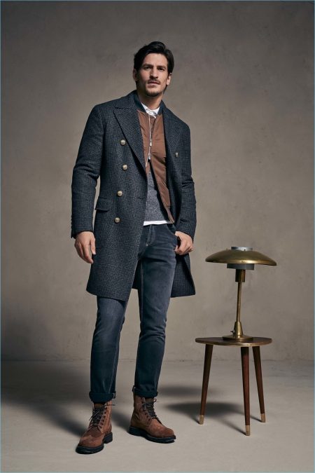 Brunello Cucinelli blends pieces effortless for its fall-winter 2018 collection.