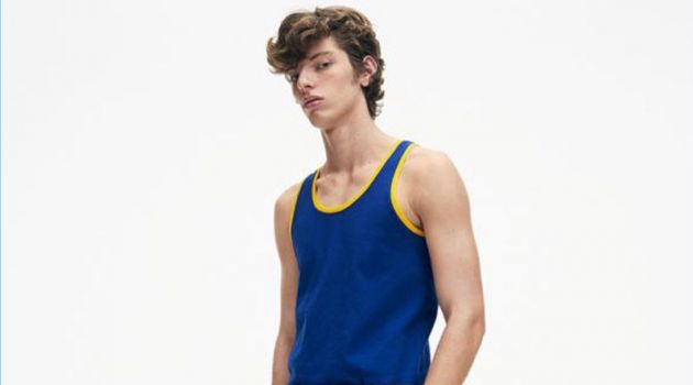 Raf Simons Revisits Calvin Klein Jeans for Spring '18 Collection Raf Simons Revisits Calvin Klein Jeans for Spring '18 Collection