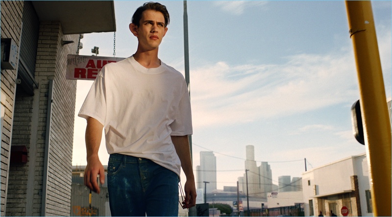 » Embrace Your Flaws: Diesel Unveils Spring '18 Campaign Diesel Spring Summer 2018 Campaign 001