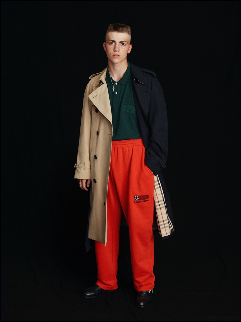 Color blocking is in vogue as Gosha Rubchinskiy reinterprets Burberry's iconic trench with a dual-tone style.