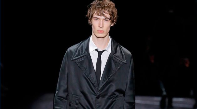 Neil Barrett Unveils Uniform Driven Fall '18 Collection Neil Barrett Unveils Uniform Driven Fall '18 Collection