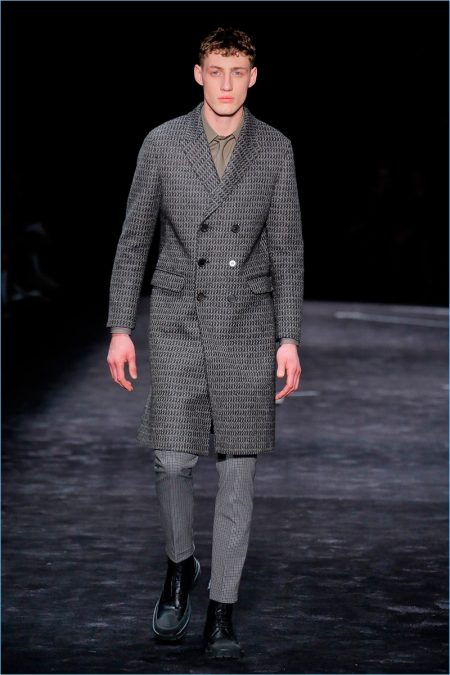 Neil Barrett Fall Winter 2018 Mens Runway Collection 030