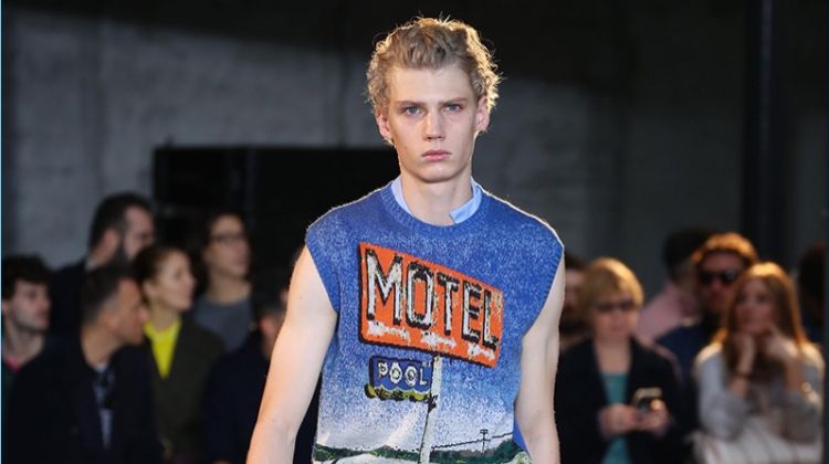 N°21 Takes a Road Trip for Fall ’18 Collection