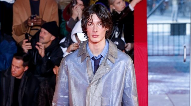 Off-White Does 'Business Casual' for Fall '18 Collection Off-White Does 'Business Casual' for Fall '18 Collection