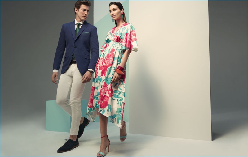 Hand in hand, Davinia Pelegrí and Oriol Elcacho wear styles from Pedro del Hierro.