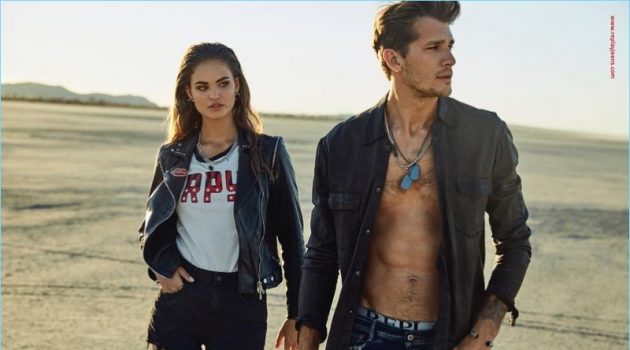 Andrey Zakharov & Robin Hölzken Couple Up for Replay Spring '18 Campaign Robin Hölzken and Andrey Zakharov star in Replay's spring-summer 2018 campaign.