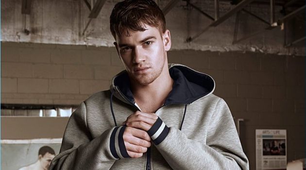 High Frequency: Matty Carrington Sports Activewear for Simons Matty Carrington wears a sweatshirt and joggers from I.FIV5.