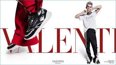 Troye Sivan Valentino Spring Summer 2018 Mens Campaign 002