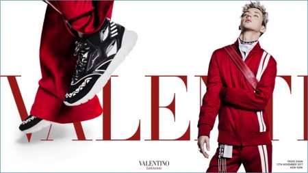 Troye Sivan Valentino Spring Summer 2018 Mens Campaign 008