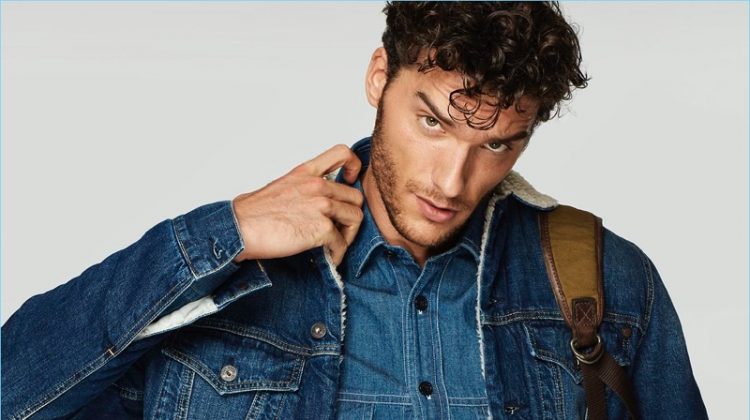 Aurélien Muller Doubles Down on Denim for Men’s Health España