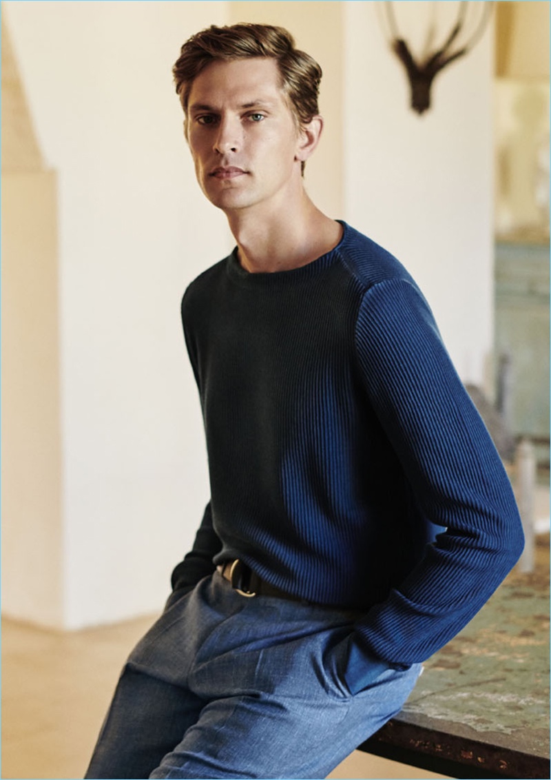 A chic vision, Mathias Lauridsen wears a look from Canali's spring-summer 2018 collection.