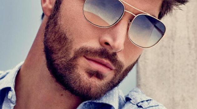 Nick Bateman Fronts Guess Spring '18 Accessories Campaign Nick Bateman Fronts Guess Spring '18 Accessories Campaign