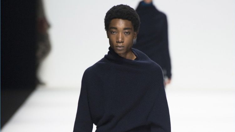 Jil Sander Brings ‘A Human Future’ to Milan for Fall ’18 Collection