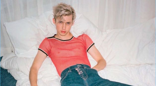 Troye Sivan Connects with Dazed, Talks New Music Troye Sivan stars in a new photo shoot for Dazed.