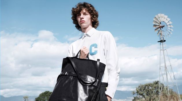 CK Calvin Klein Proposes Varsity Style for Spring '18 Campaign Fernando Albaladejo stars in CK Calvin Klein's spring-summer 2018 campaign.
