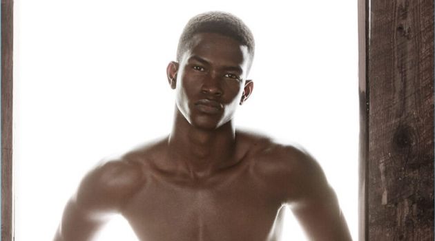 Calvin Klein Returns to the Barn for Spring '18 Underwear Campaign Reuniting with Calvin Klein, Salomon Diaz stars in the brand's spring-summer 2018 underwear campaign.