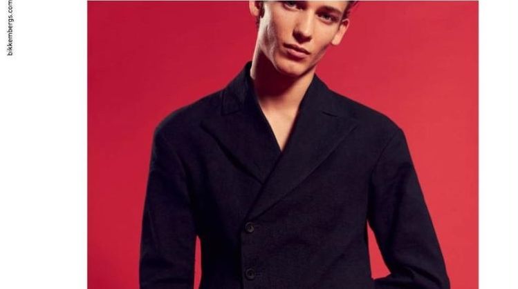 Christopher Einla Stars in Dirk Bikkembergs Spring ’18 Campaign
