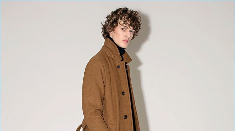 Simon Spurr Makes EIDOS Debut with Fall ’18 Collection