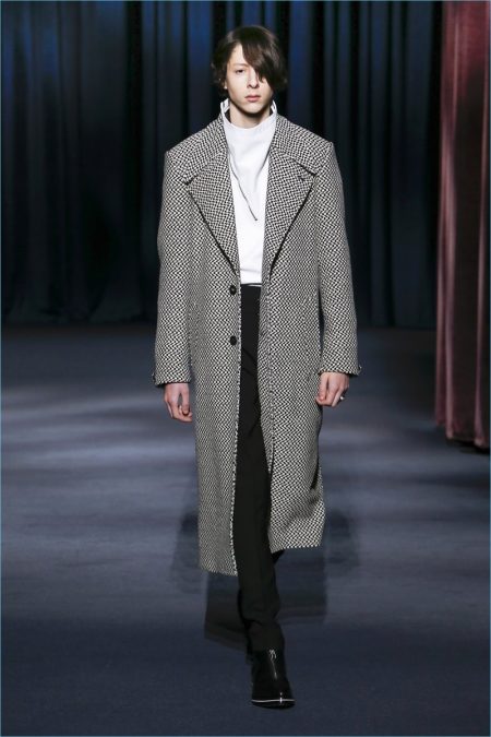 Givenchy Fall Winter 2018 Mens Collection 01