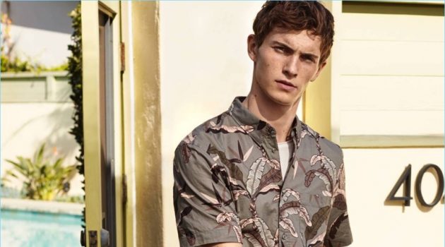 The Look of Now: Luc Defont-Saviard Steps Out in New H&M Styles The Look of Now: Luc Defont-Saviard Steps Out in New H&M Styles