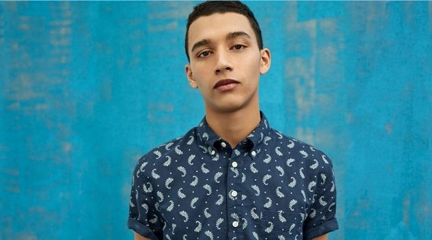 J.Crew Unveils Spring '18 Essentials Short-Sleeve Shirt: Jackson Hale models a paisley print short-sleeve shirt from J.Crew.