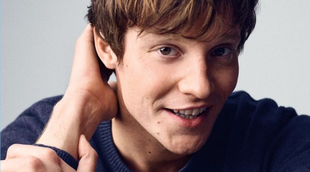 Matthew Hitt Stars in Fossil Summer '18 Campaign Matthew Hitt stars in Fossil's summer 2018 campaign.