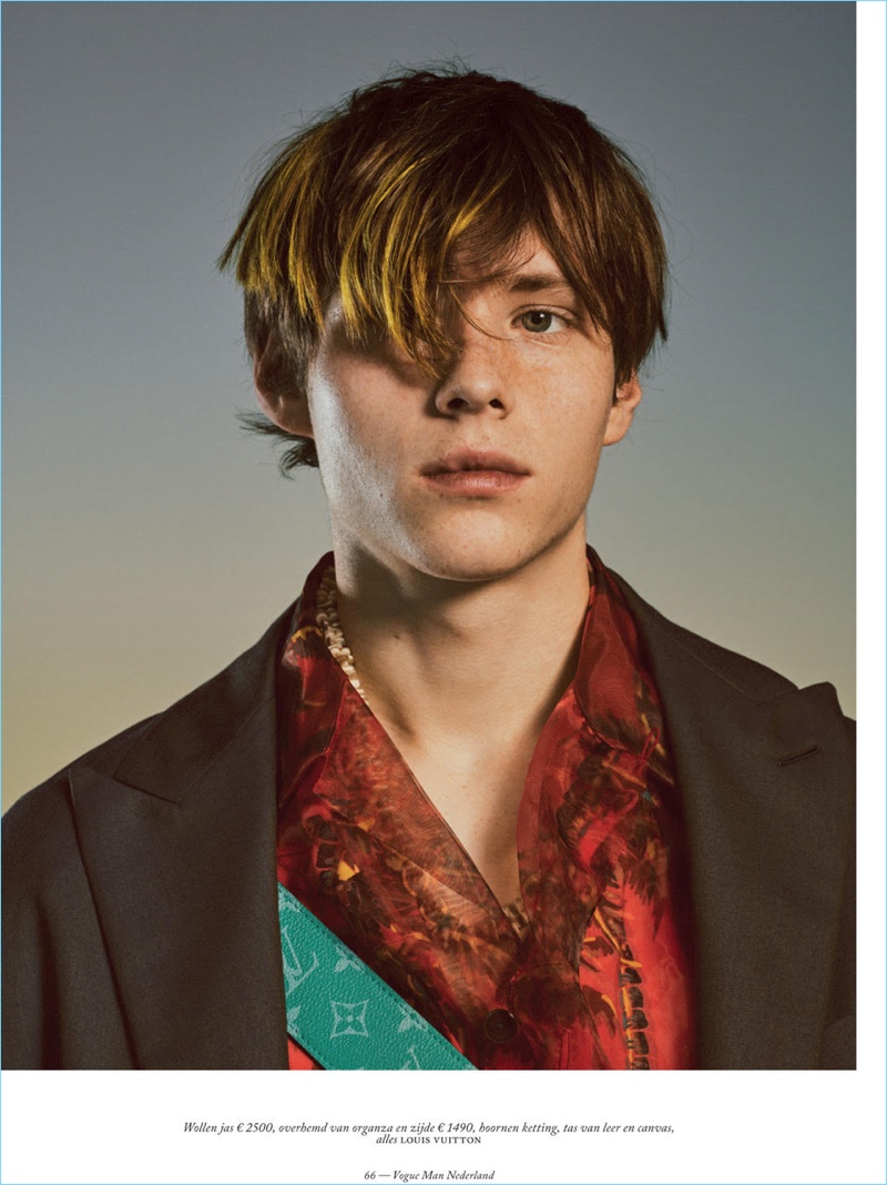 Noah Bunink 2018 Editorial Vogue Man Netherlands 002