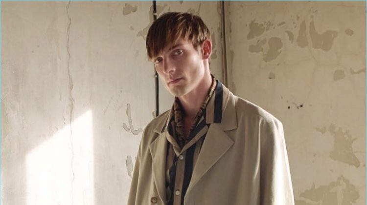 Pawel Binczak Embraces Oversized Proportions for Esquire Turkey