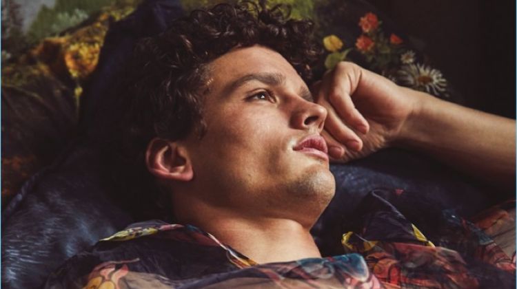 Simon Nessman Models Spring Trends for Glass Men