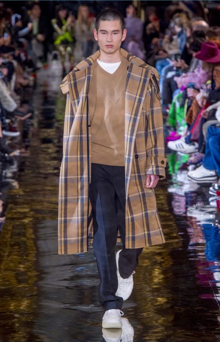 Stella McCartney Fall Winter 2018 Mens Collection Runway 08